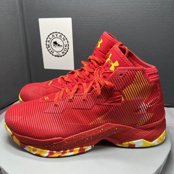 UA Curry 2.5 Rocket Red 1274425-602 Red Yellow White Men Size 10.5 Preowned RARE main image 9